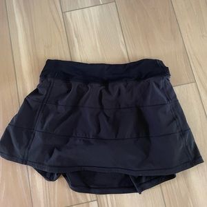 Lululemon Size 6 Tall Skirt
